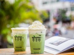 萃茶師加盟店如何經(jīng)營(yíng)才能吸引如此多的消費(fèi)者