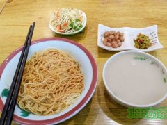 燉小白魚湯面加盟