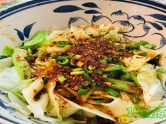憶長(zhǎng)安油潑面加盟