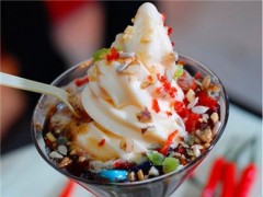 冰淇淋行業(yè)現(xiàn)在還能賺錢嗎？什么品牌的冰淇淋開(kāi)店好？