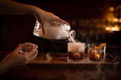 星巴克中國(guó)首推“威士忌桶釀咖啡” 探索邊界打開(kāi)酒香咖啡新口味