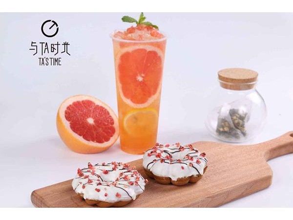 與ta時(shí)光加盟總部直招，林果果因?yàn)橥顿Y它獲得大眾好評(píng)