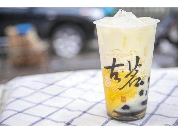 古茗奶茶加盟一家店好加盟嗎，預(yù)估店內(nèi)收益情況分析