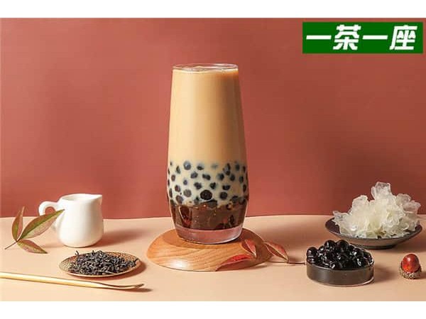 一茶一坐加盟費(fèi)用大概是多少，自己開了店
