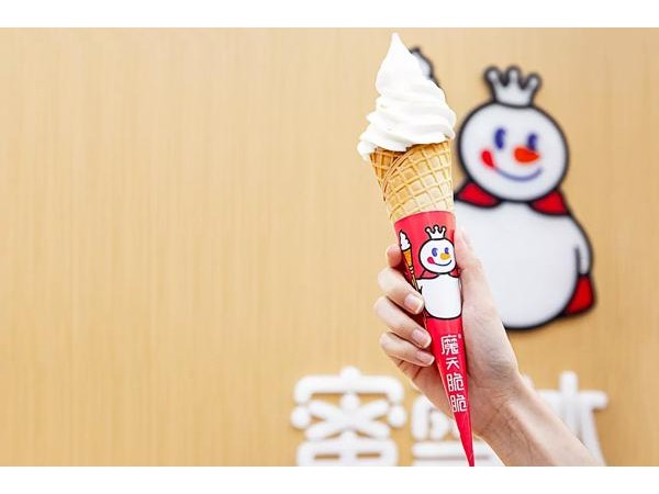 蜜雪冰城加盟怎么樣？收益是不是比普通{行業(yè)}多