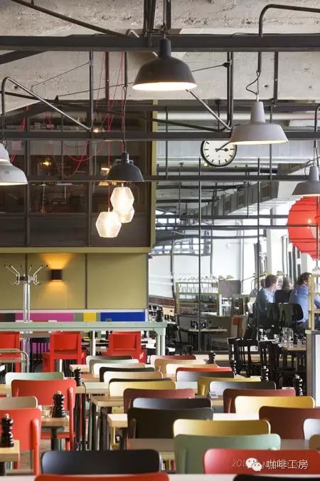 Grand-cafe-Usine-by-Bearandbunny-5