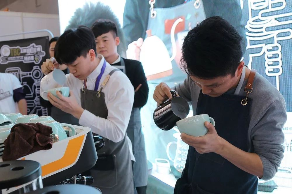 https://image.ipaiban.com/upload-ueditor-image-20181218-1545142904543077537.jpg