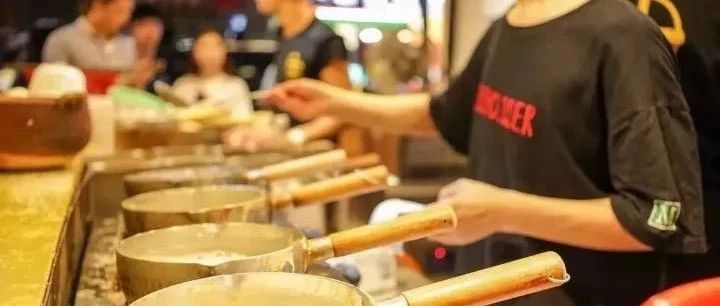 這個(gè)品牌用豆?jié){開(kāi)了  家店成網(wǎng)紅   比喜茶、奈雪、茶顏悅色還會(huì)玩