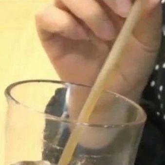 韓國大米吸管不算啥，這些更牛！網(wǎng)友：老板，一杯奶茶加根吸管