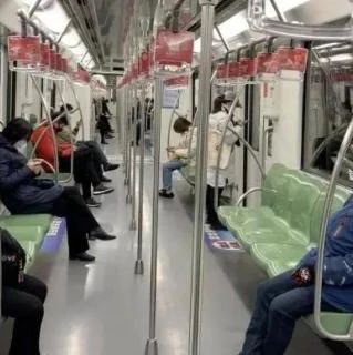 什么！在地鐵喝奶茶最高罰款元