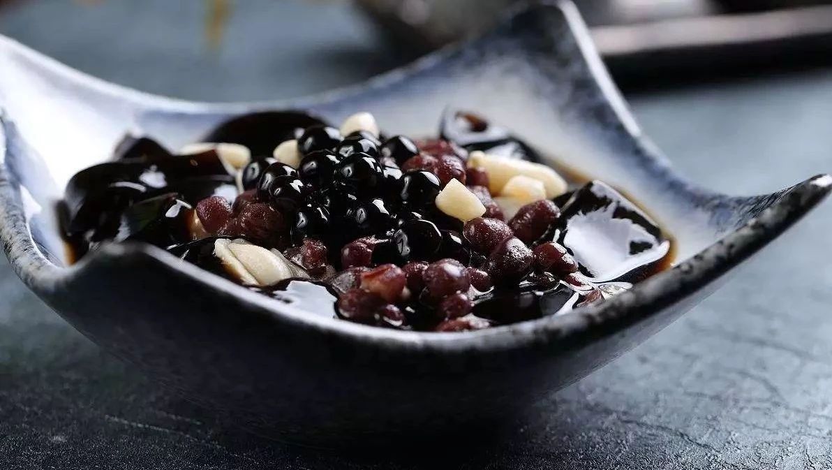 燒仙草逆襲，口感添加物“微創(chuàng)新革命”或是奶茶新風(fēng)口