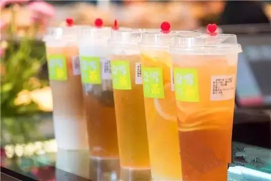 個當(dāng)紅奶茶的底層代碼：數(shù)據(jù)解讀，撐門面的產(chǎn)品都是啥？