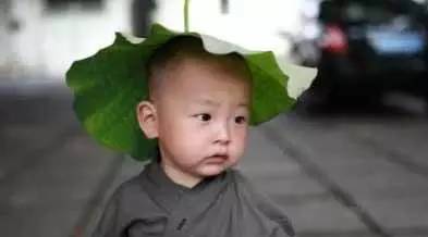 快報(bào)祝大朋友小小朋友兒童節(jié)快樂！