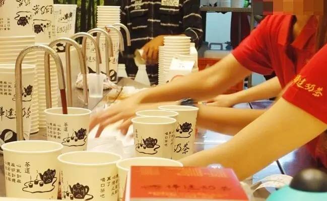 樺達奶茶，有脾氣的奶茶店