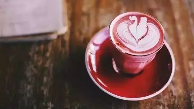 飲品界紅了兩年的紅絲絨，到底是什么材料？