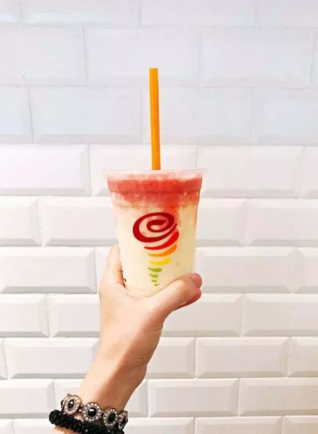 買飲品送香水？ 這個(gè)聯(lián)名厲害了
