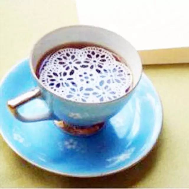 【資訊】蕾絲砂糖裝點飲品，又潮又high
