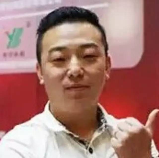 玫瑰啫喱，清新奶茶唇齒留香