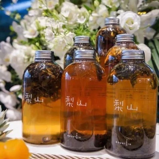 奈雪推出兄弟品牌“梨山”，主打“名優(yōu)茶+鮮切水果”