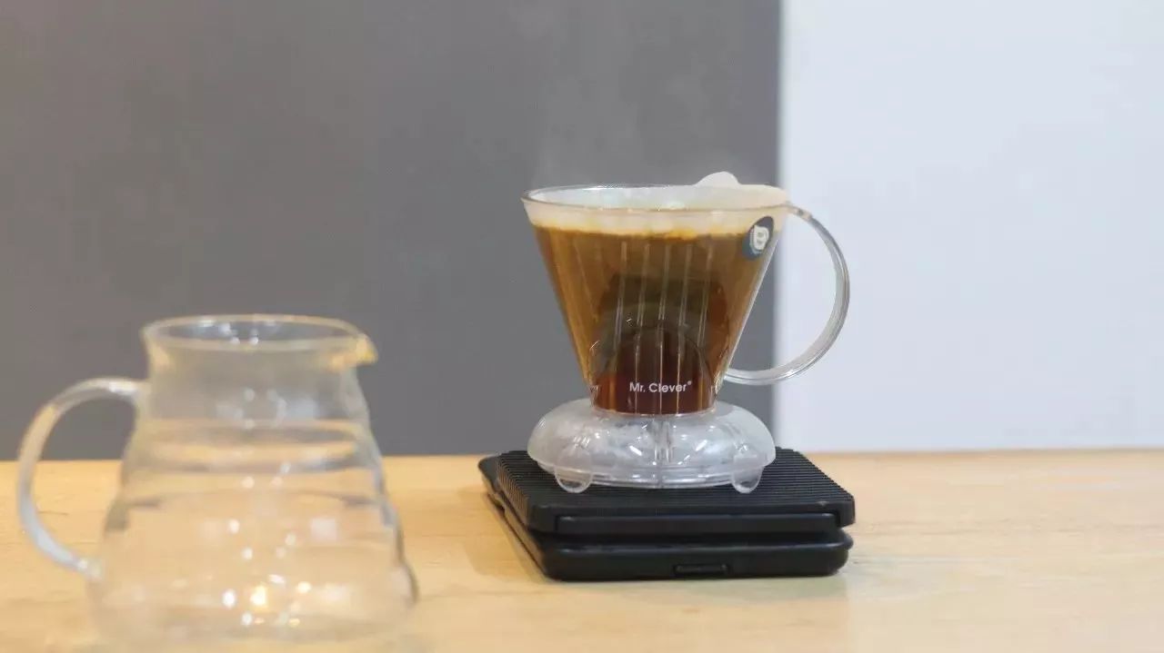 用聰明杯泡咖啡的都是聰明人嗎？對(duì)！
