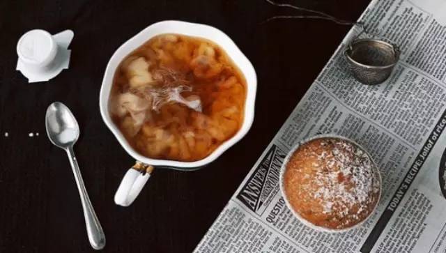 牛奶和茶一起喝會(huì)結(jié)石？奶茶哭暈在廁所