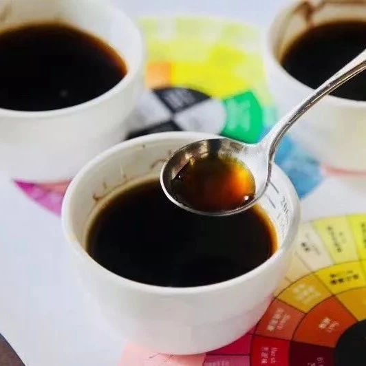 杯測(cè) | 如何進(jìn)行杯測(cè)和打分，SCAA杯測(cè)項(xiàng)目詳細(xì)評(píng)分標(biāo)準(zhǔn)