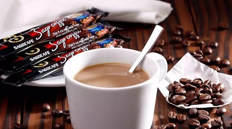 為什么超市貨架上的奶茶多為杯裝，而咖啡多為盒裝？