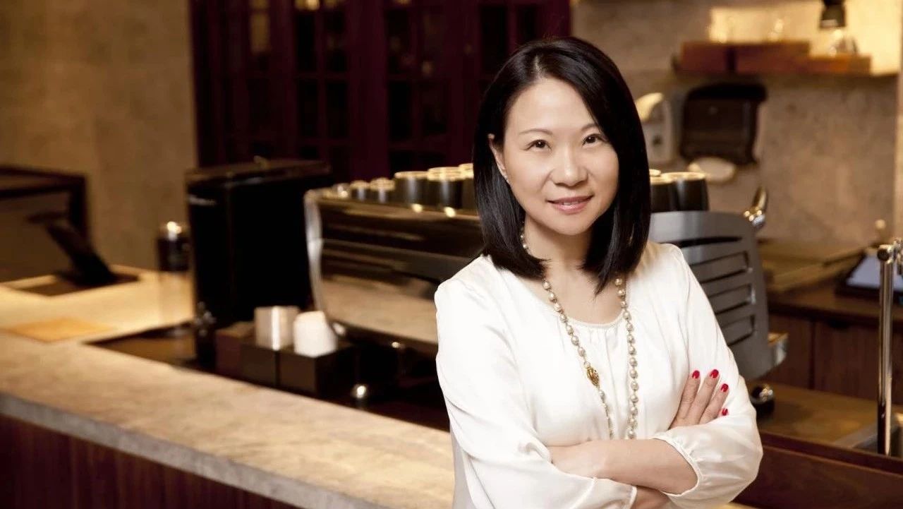 專訪 | 星巴克中國CEO王靜瑛：一年提速到 家店，時機到了