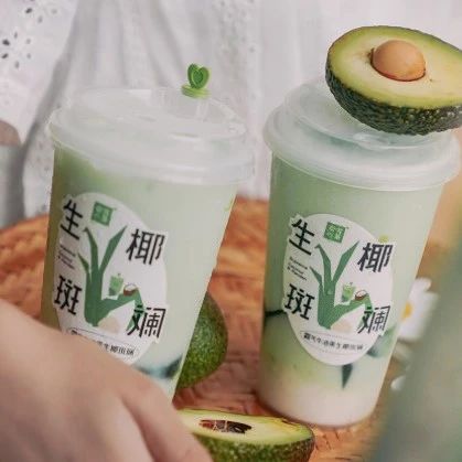 近半年出了 多款，飲品店如何“花式賣椰子”？