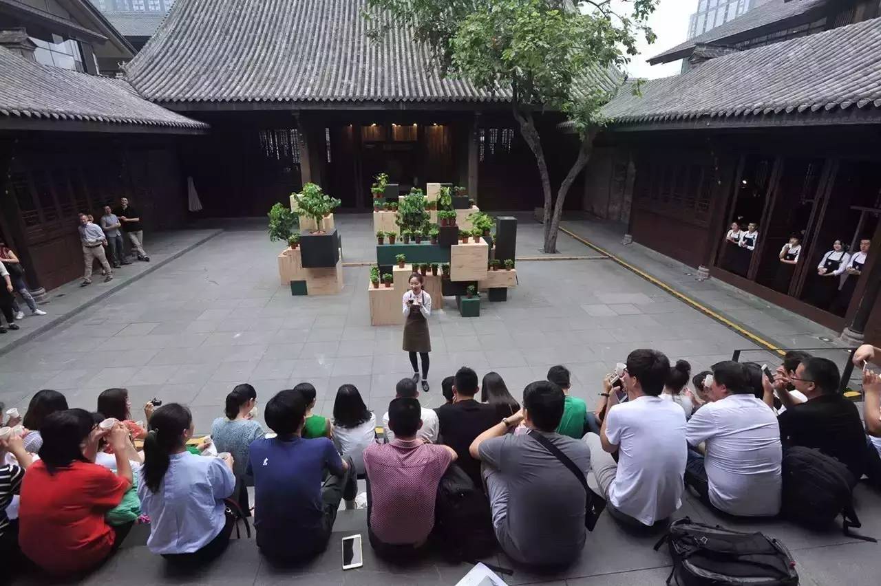 星巴克將成最大精品咖啡連鎖？年底將有  家手沖門店！