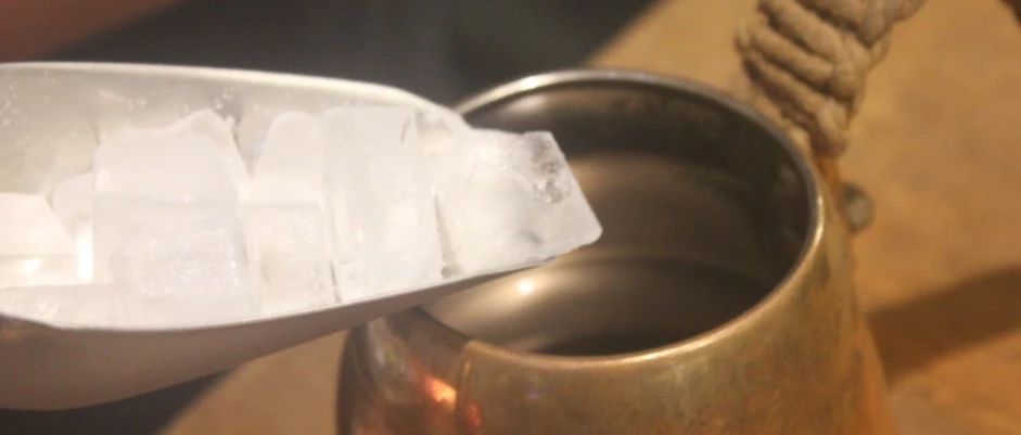 【前街咖啡師手記】做冰水手沖的時候，悶蒸時長對風味的影響