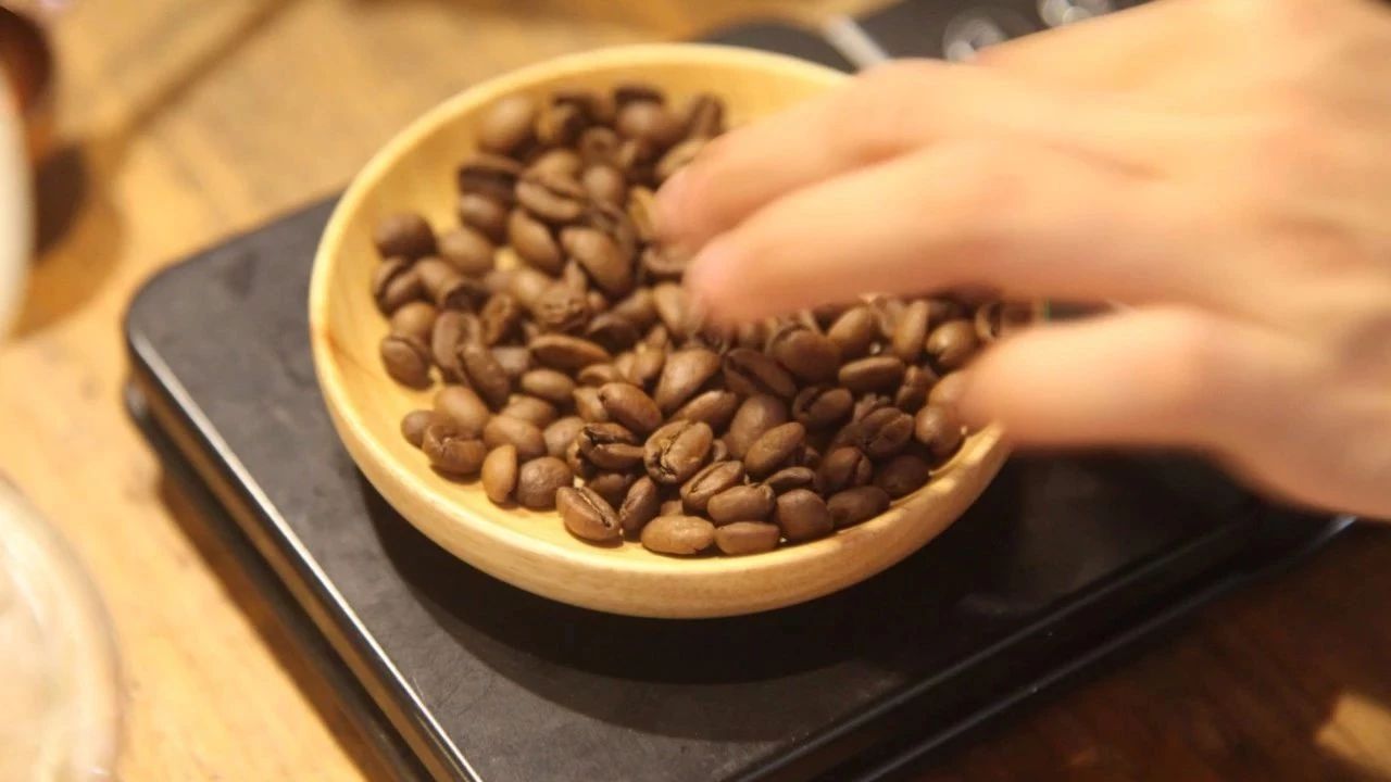 前街教你做咖啡 | 咖啡的沖煮手法之三段注水法、攪拌法