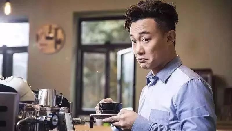 入門(mén)咖啡師零基礎(chǔ)也可以，職業(yè)尋豆師，烘焙師，咖啡師，到底是一個(gè)怎樣的職業(yè)呢？