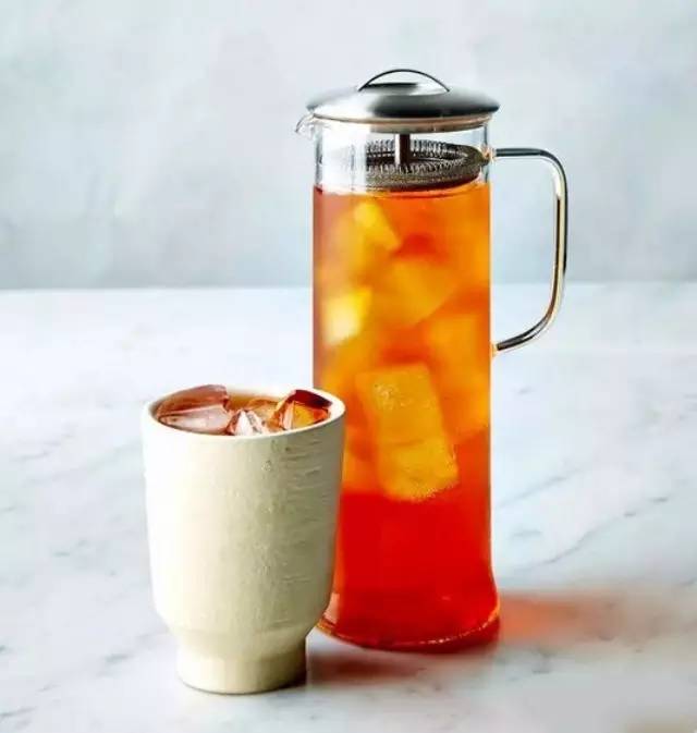 冷泡茶喝起來(lái)就是熱茶放涼?