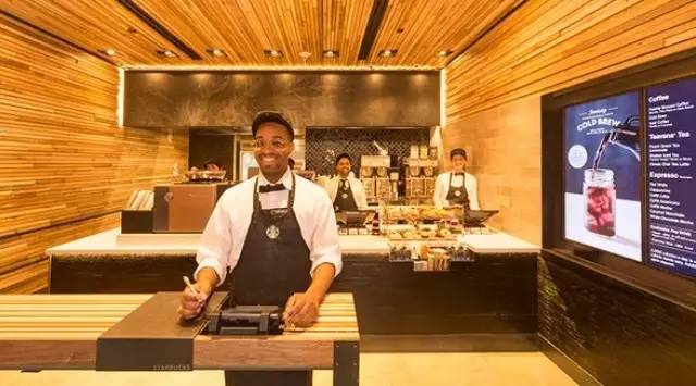 “小而精”，星巴克全新概念門店 Espresso Shot亮相