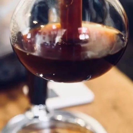 虹吸咖啡  |  咖啡小白，你需要一份虹吸壺教程，如何萃取人份咖啡