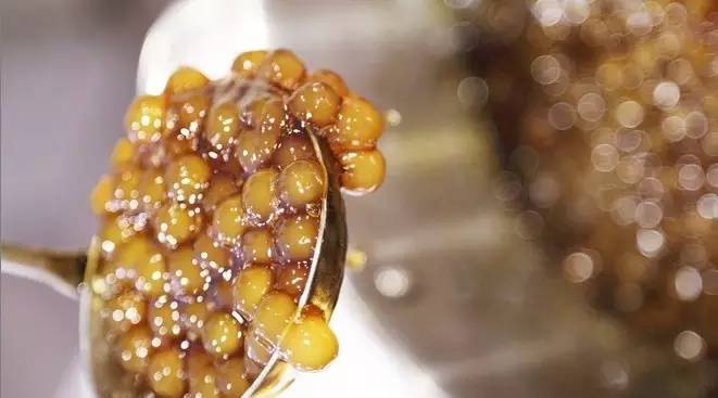 皮鞋、輪胎都加入了奶茶行業(yè)？你真逗！