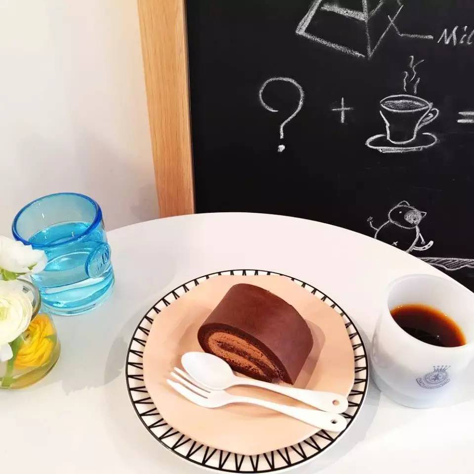 這家Cafe滿足我對小店的幻想