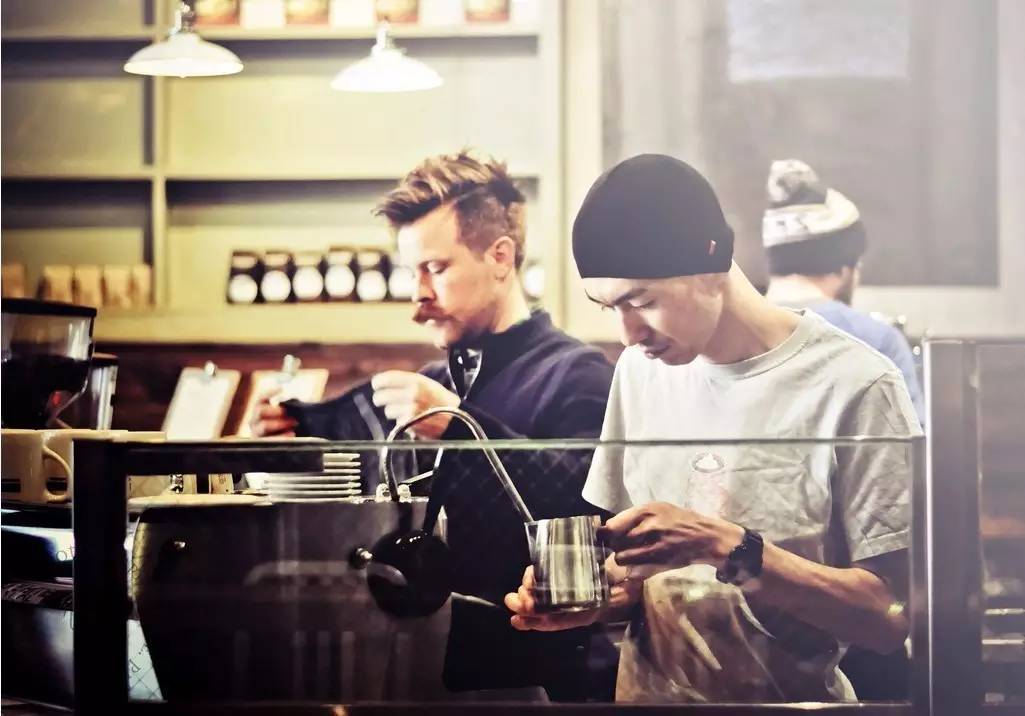 夢想開一家有情懷的咖啡館？看完我就呵呵了