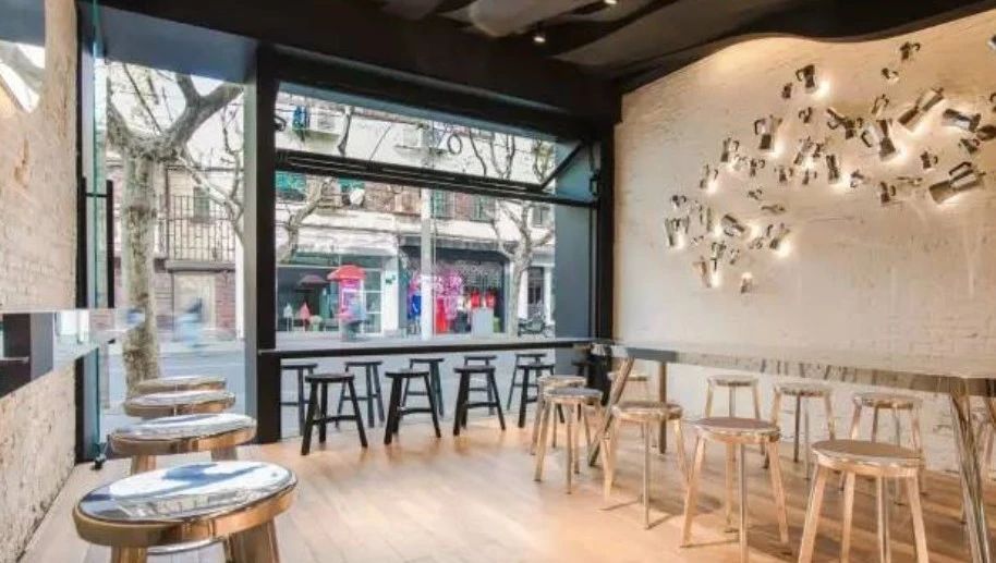 覓館：FUMI｜那家墻上掛滿摩卡壺的咖啡店，我總算找到了