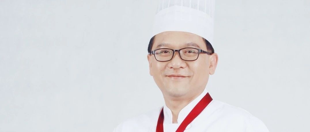 從電子工程轉(zhuǎn)行做面包，靠烘焙結(jié)良緣，入行 年一直在和面包談戀愛