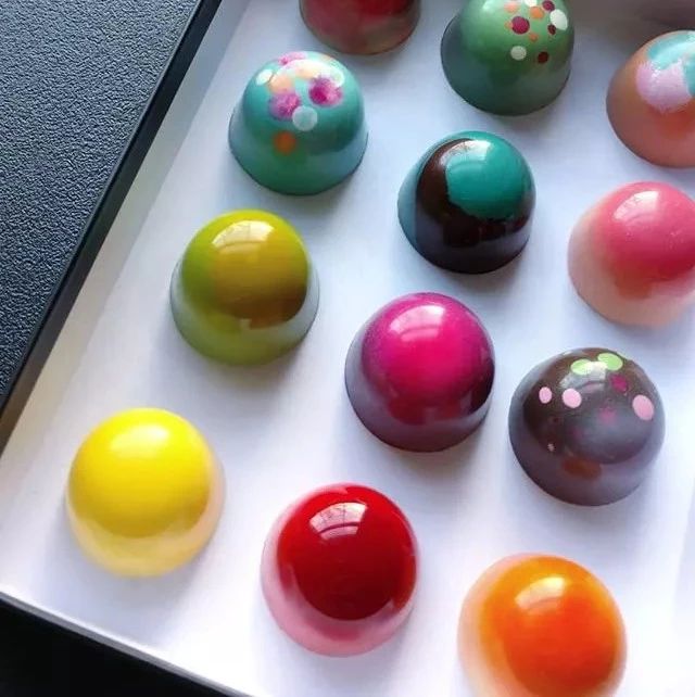 害怕作品顏色太多？可能你還不知道它們究竟有多驚艷