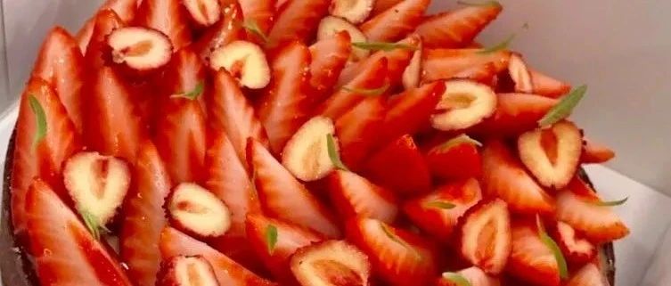 “狐貍哥”店內(nèi)在售產(chǎn)品配方——鋪天蓋地草莓蛋糕！ （已打包·可下載）